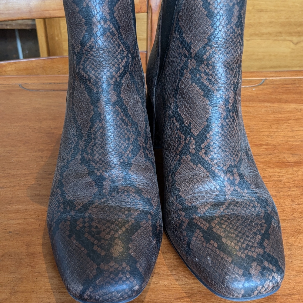 Wonder Snakeskin Boots W39